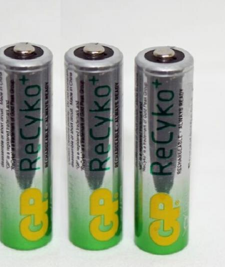 Reiner Set of 3 - AA Rechargeable Batteries